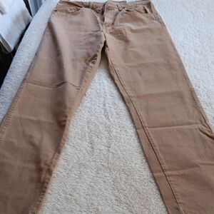 Wrangler Tan Relaxed fit Jeans Versatile Style